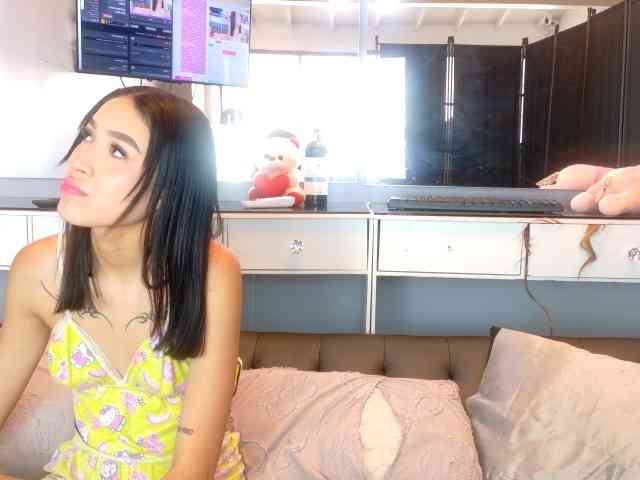FarianaJulie webcam