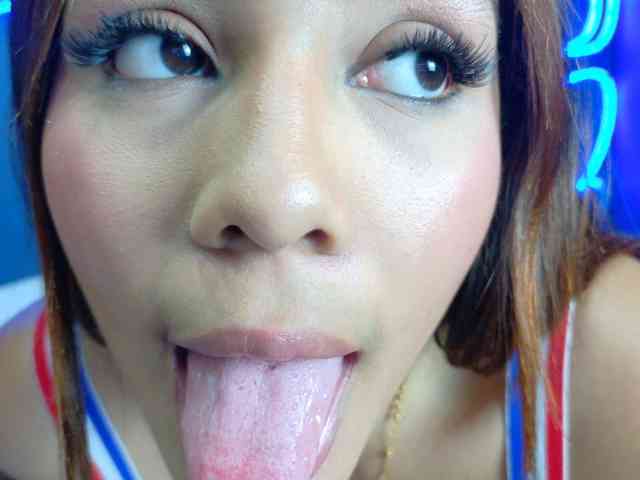 FarianaJulie webcam