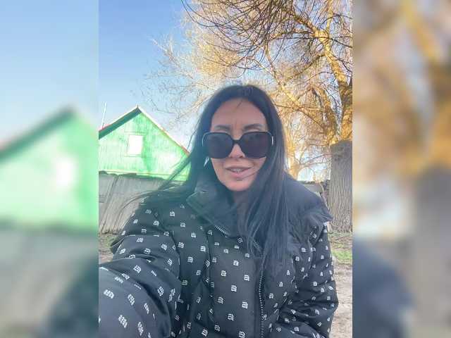 KarolinaMilf room chat