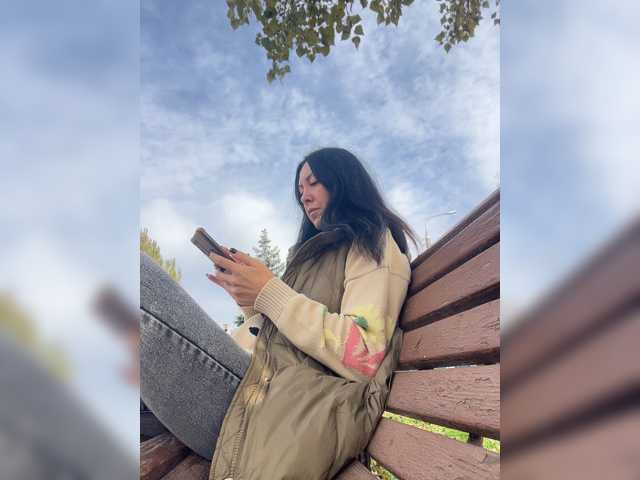 KarolinaMilf, en directo ahora en BongaCams