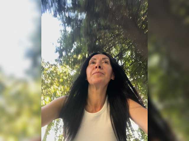 KarolinaMilf live cam on BongaCams