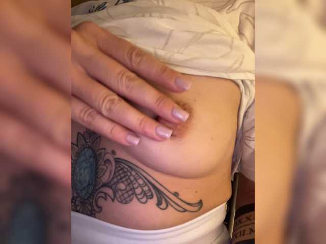 TRULIULIUSHA live cam preview
