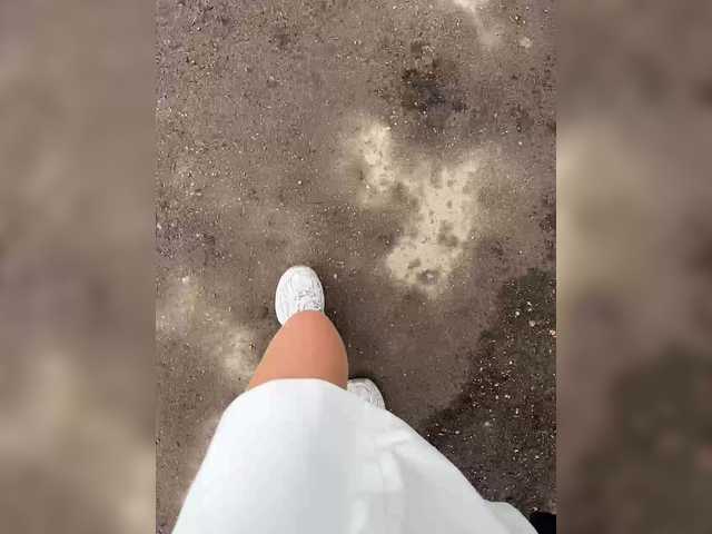 KarolinaMilf's BongaCams show and profile