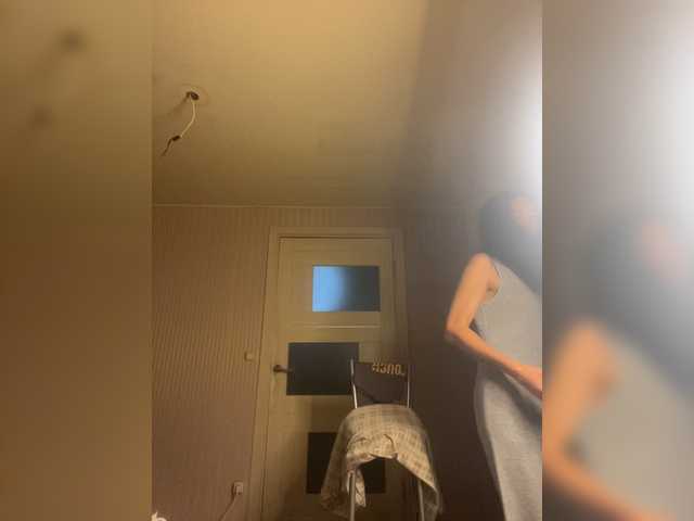 KarolinaMilf live cam on BongaCams