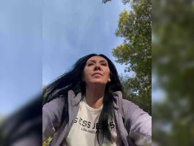 KarolinaMilf live cam on BongaCams