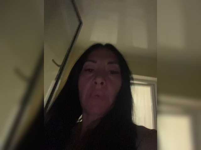KarolinaMilf live cam on BongaCams