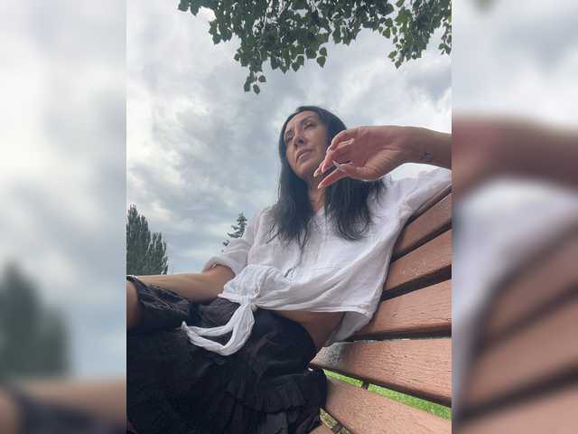 KarolinaMilf Cam en directo en BongaCams