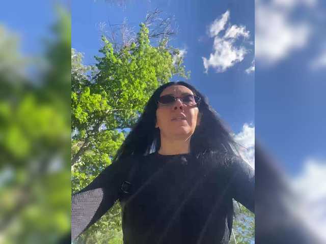 Live трансляция Karolina_Milf - Runet.cam