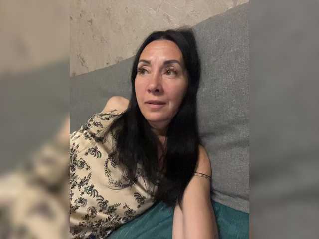 KarolinaMilf live cam on BongaCams