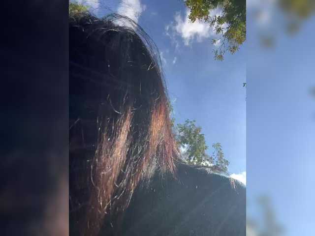 TRULIULIUSHA live cam preview