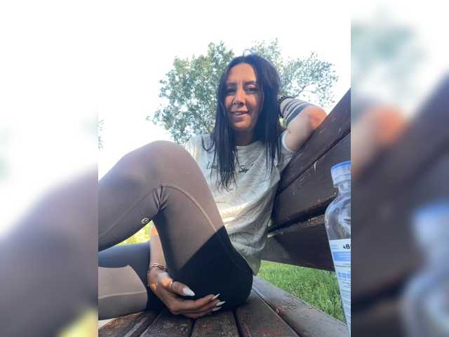TRULIULIUSHA live webcam show