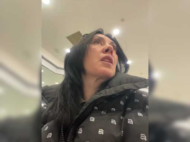 KarolinaMilf live cam on BongaCams