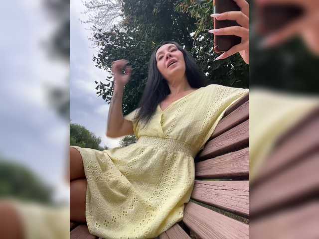 KarolinaMilf live webcam show