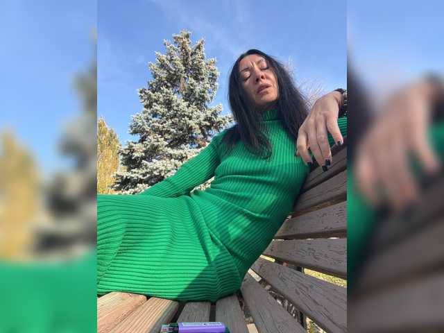 KarolinaMilf live cam on BongaCams