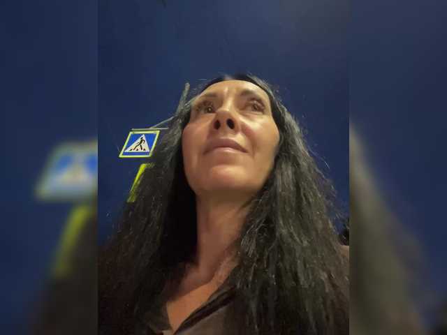 KarolinaMilf live cam on BongaCams