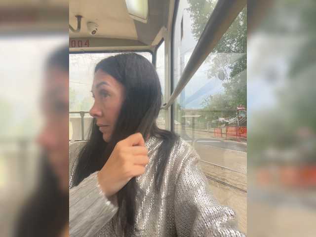 KarolinaMilf live cam on BongaCams