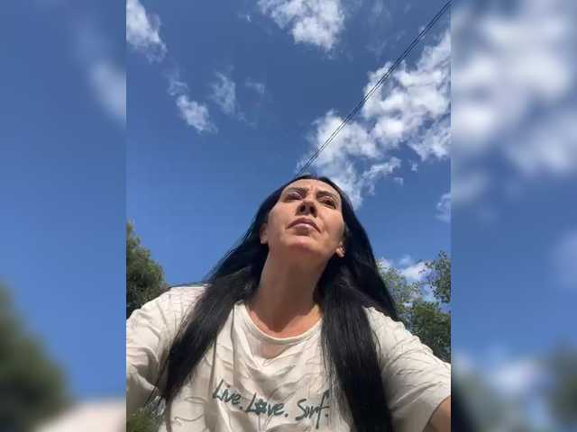 TRULIULIUSHA live webcam show