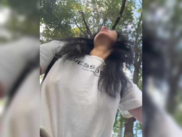 TRULIULIUSHA live webcam show