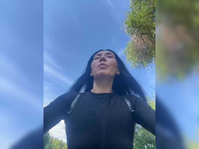 KarolinaMilf live cam on BongaCams