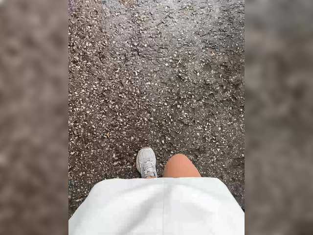 KarolinaMilf's BongaCams show and profile