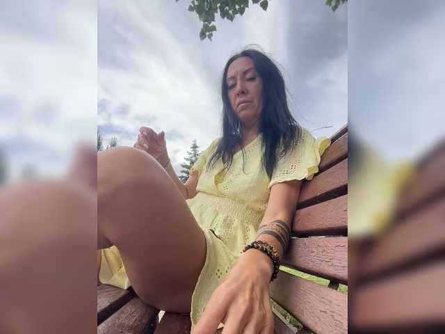 KarolinaMilf live cam on BongaCams