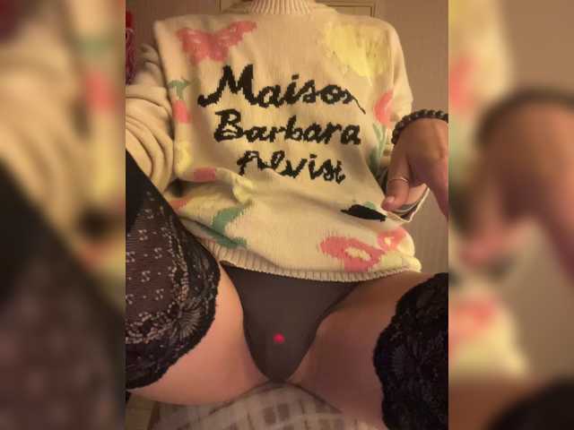 KarolinaMilf live cam on BongaCams