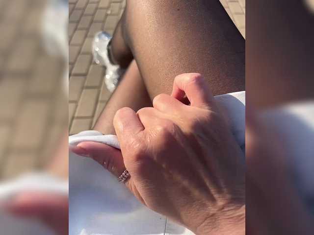 KarolinaMilf's BongaCams profile