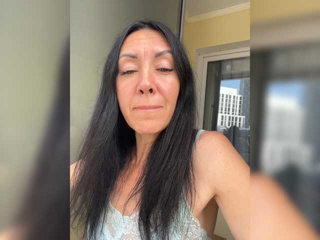 KarolinaMilf live cam on BongaCams
