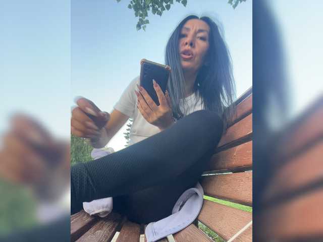 KarolinaMilf live cam on BongaCams