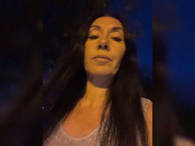 TRULIULIUSHA live webcam show