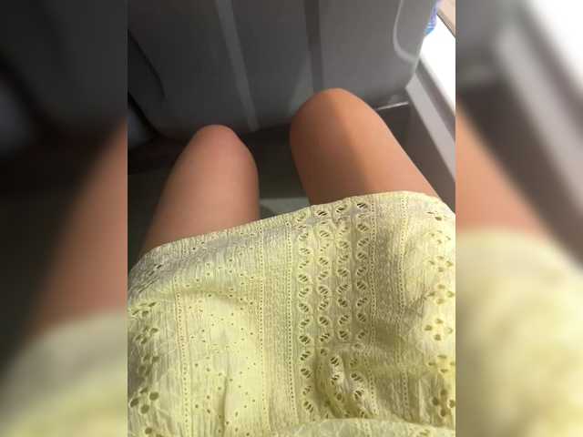 Live трансляция Karolina_Milf - slutnetki.online