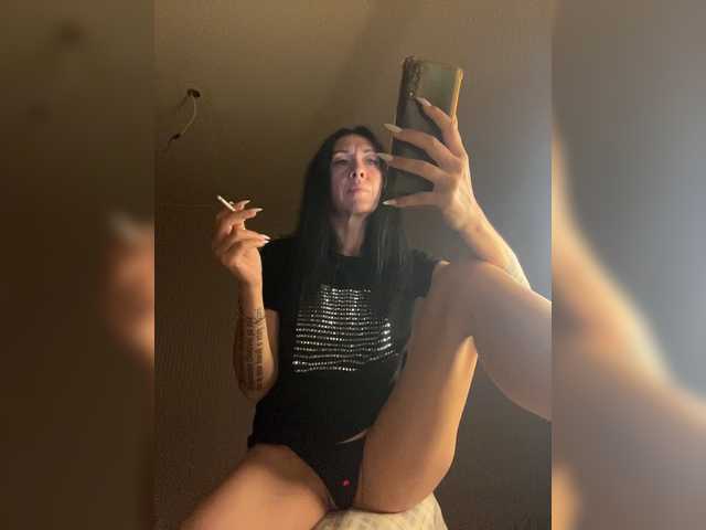 KarolinaMilf live webcam show