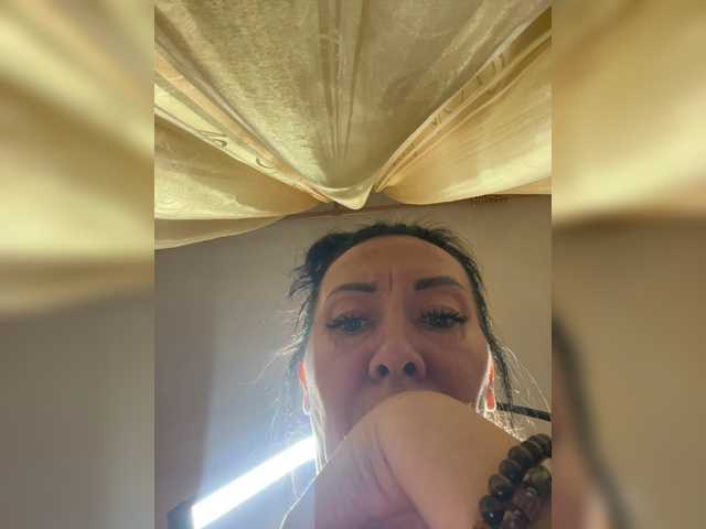 TRULIULIUSHA live cam preview