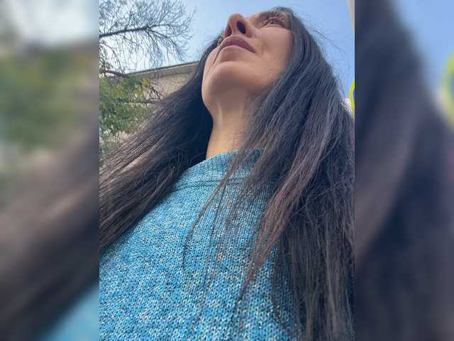 KarolinaMilf live cam on BongaCams