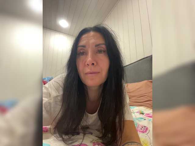 KarolinaMilf live cam on BongaCams