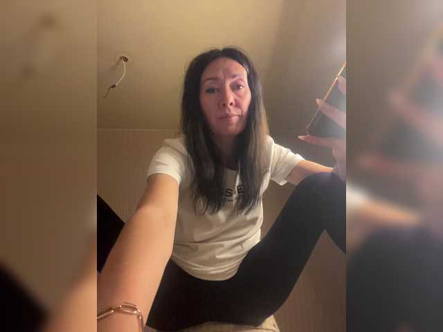 Karolina_Milf webcam
