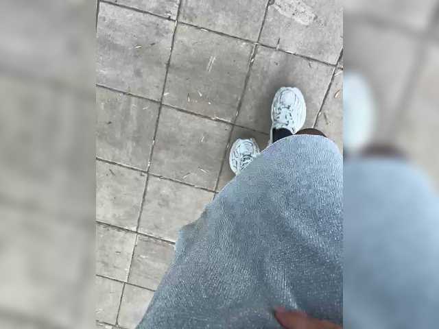 KarolinaMilf's BongaCams show and profile