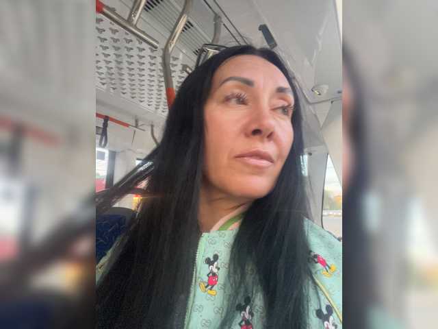 модель KarolinaMilf