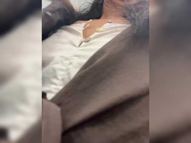 TRULIULIUSHA live webcam show