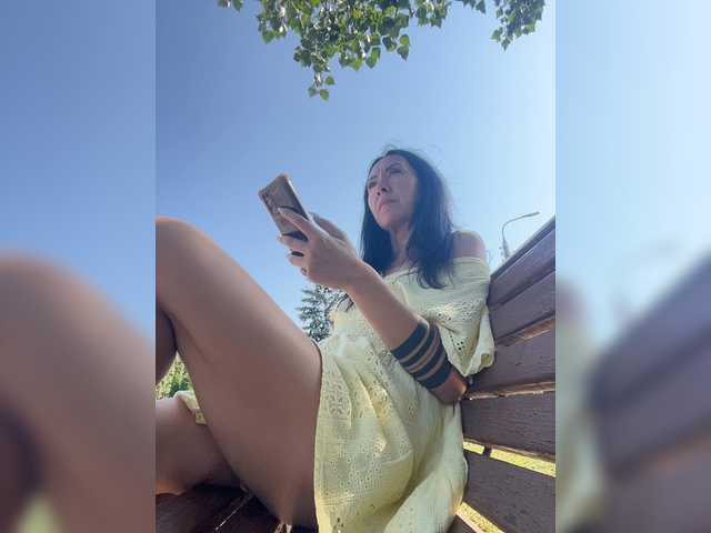 KarolinaMilf live webcam show