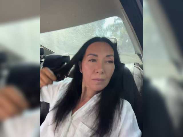 KarolinaMilf live webcam show