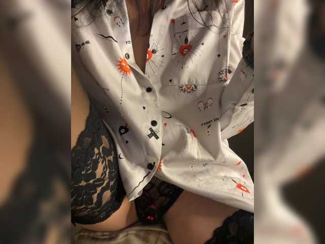 KarolinaMilf live cam on BongaCams