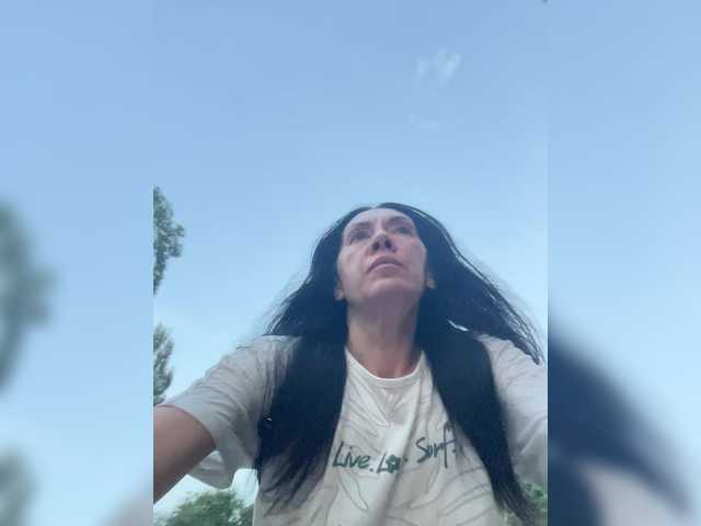 KarolinaMilf live cam on BongaCams