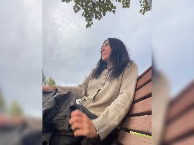 KarolinaMilf live cam on BongaCams