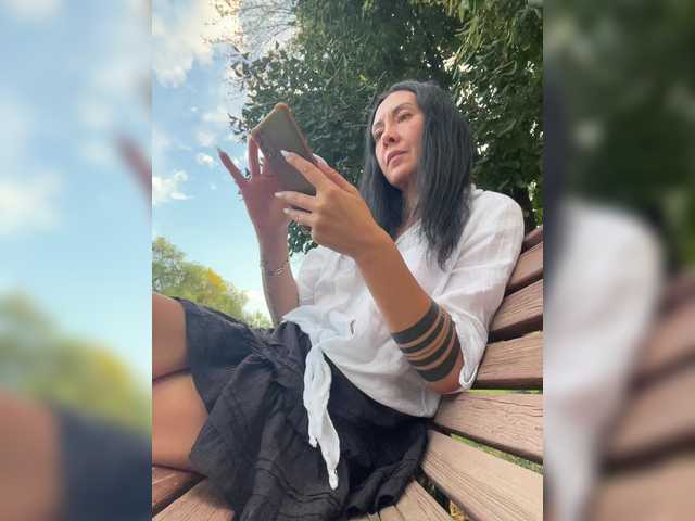 KarolinaMilf live cam on BongaCams