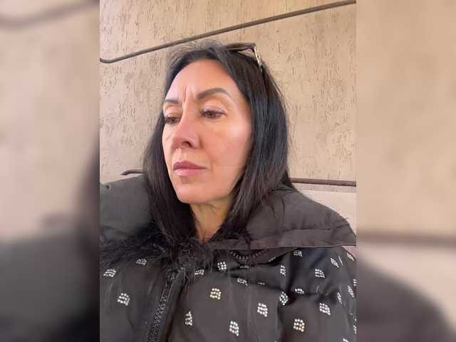 KarolinaMilf's BongaCams show and profile