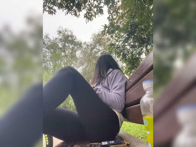 KarolinaMilf live cam on BongaCams
