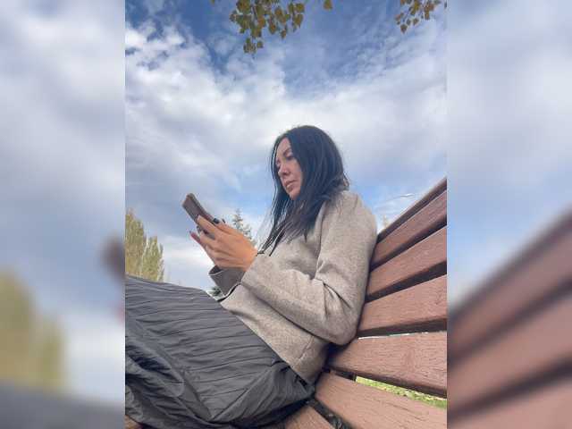 KarolinaMilf live cam on BongaCams