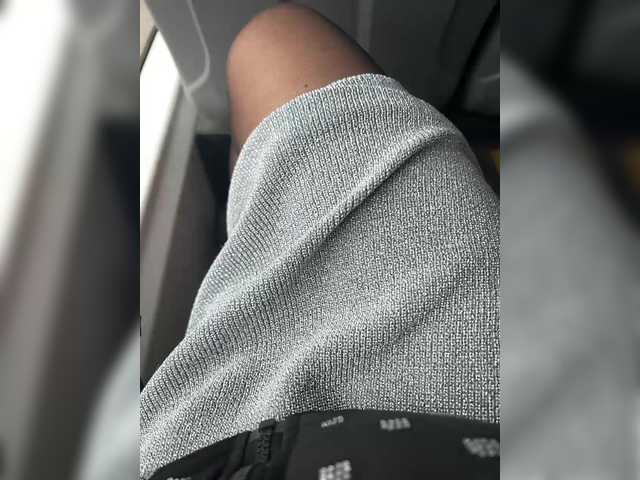 KarolinaMilf's BongaCams show and profile