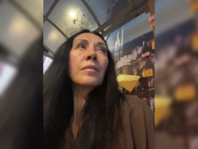 KarolinaMilf live cam on BongaCams
